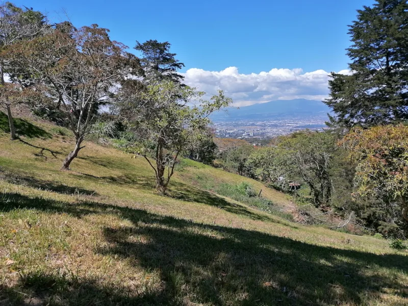 Land For Sale in Escazu