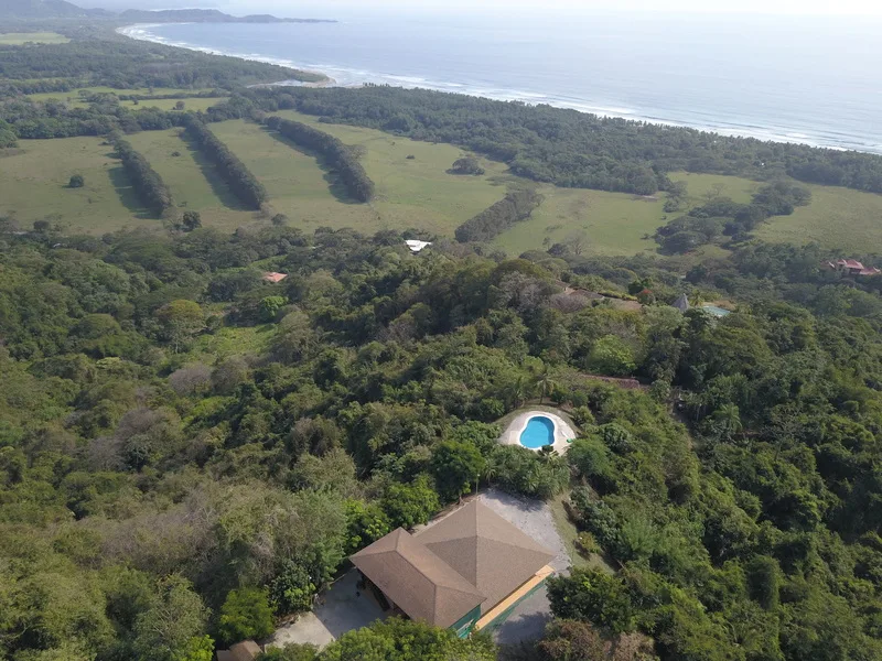 4 Bed Single Family Homes For Sale in Playa San Miguel — photo 3