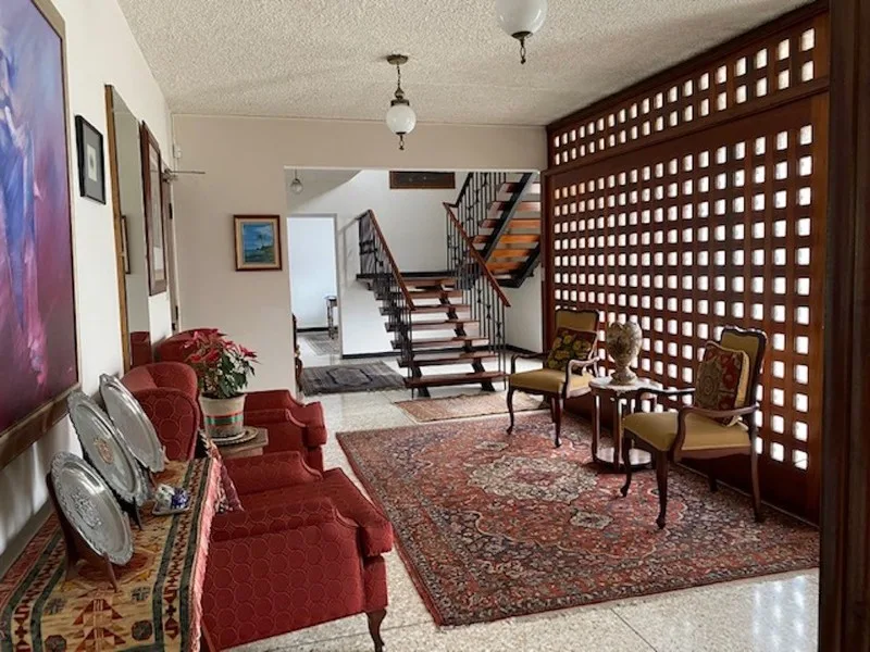 11 Bed Commercial To Rent in San Jose — photo 4