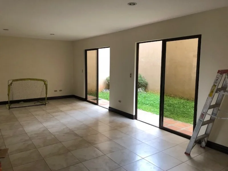 4 Bed Commercial For Sale in San Jose — photo 3
