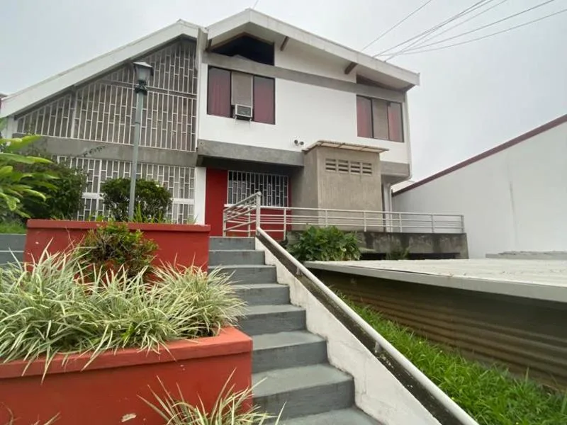 8 Bed Commercial For Sale in San Pedro