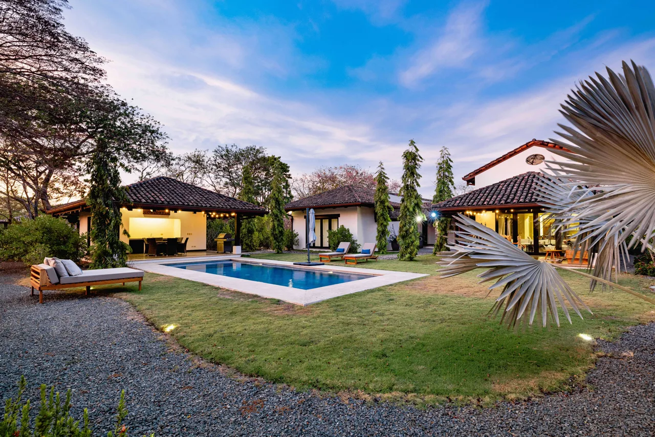 Casa Jardines In Beach & Golf Club Gated Community