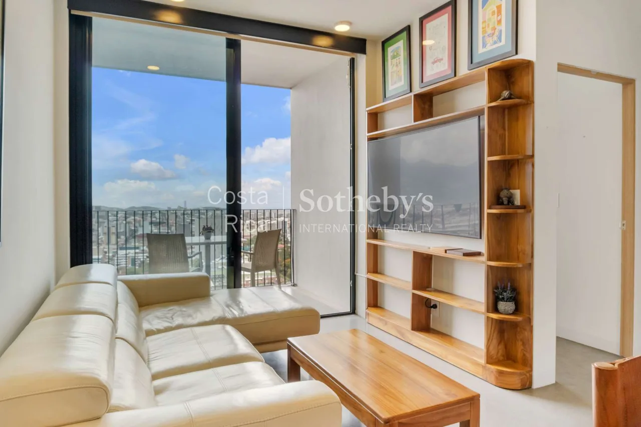 Chic Penthouse at URBN Escalante — photo 3